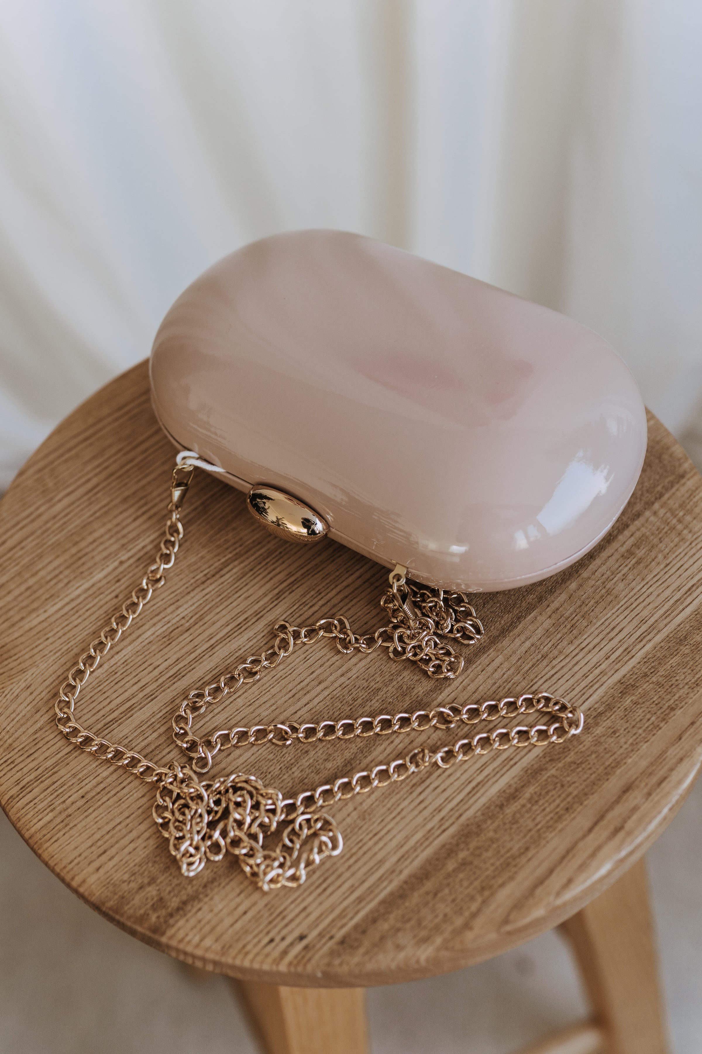 SELENA PATENT CLUTCH