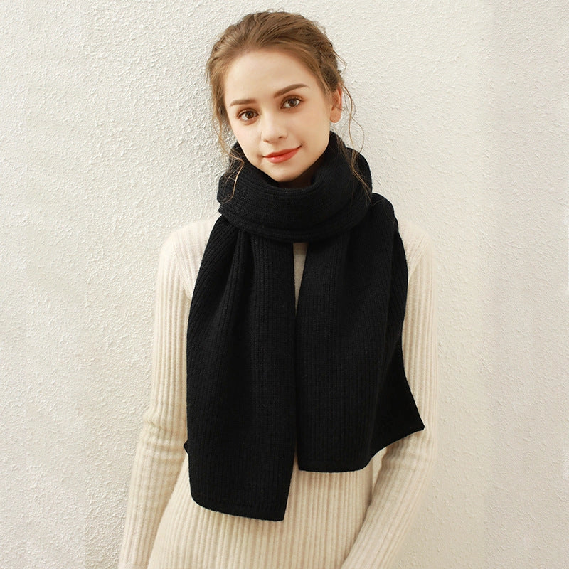SIMPLE KNIT SCARF