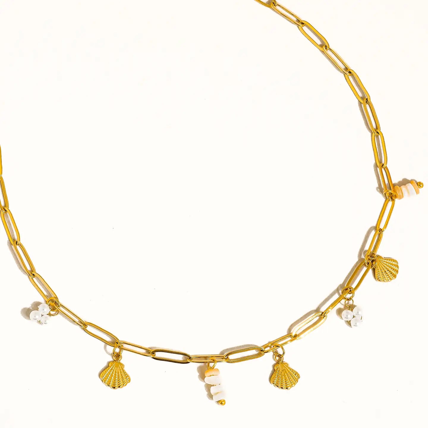 JUNE SHELL CHARM NECKLACE