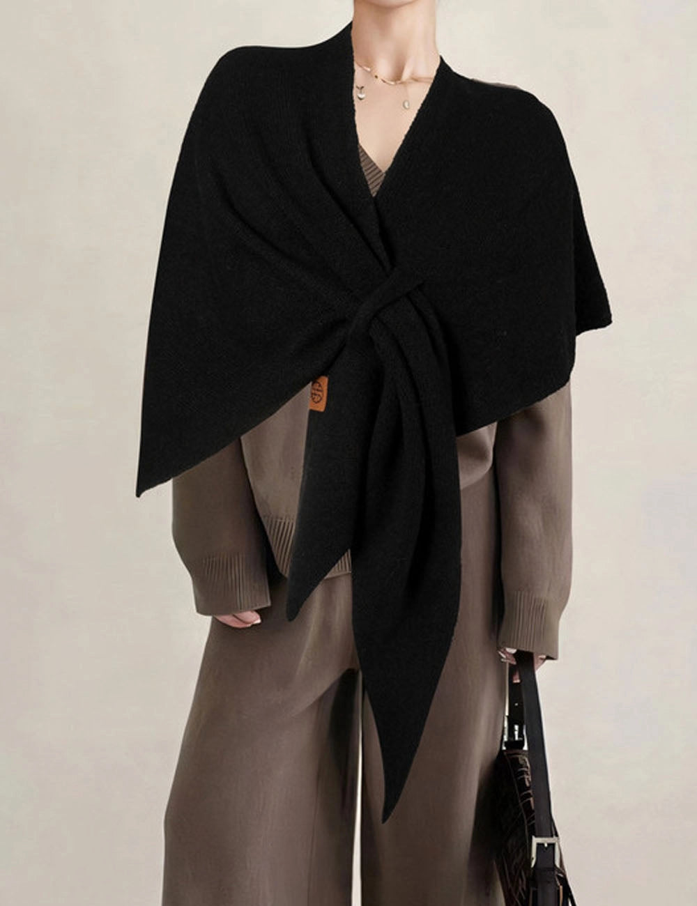 WOOL BLEND TRIANGLE SCARF