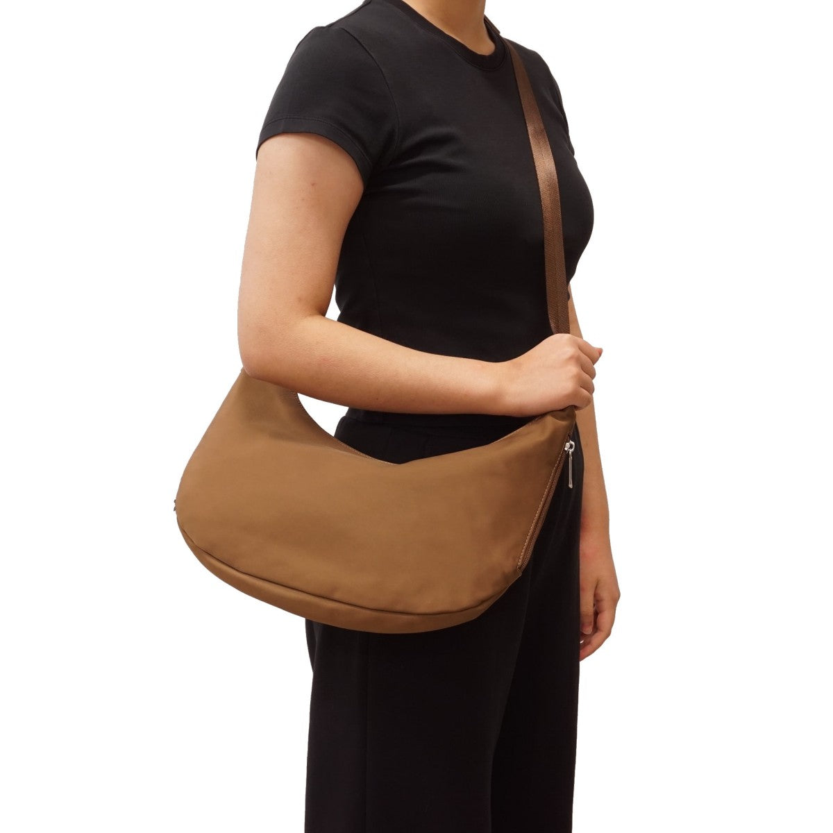 ONYX CROSSBODY