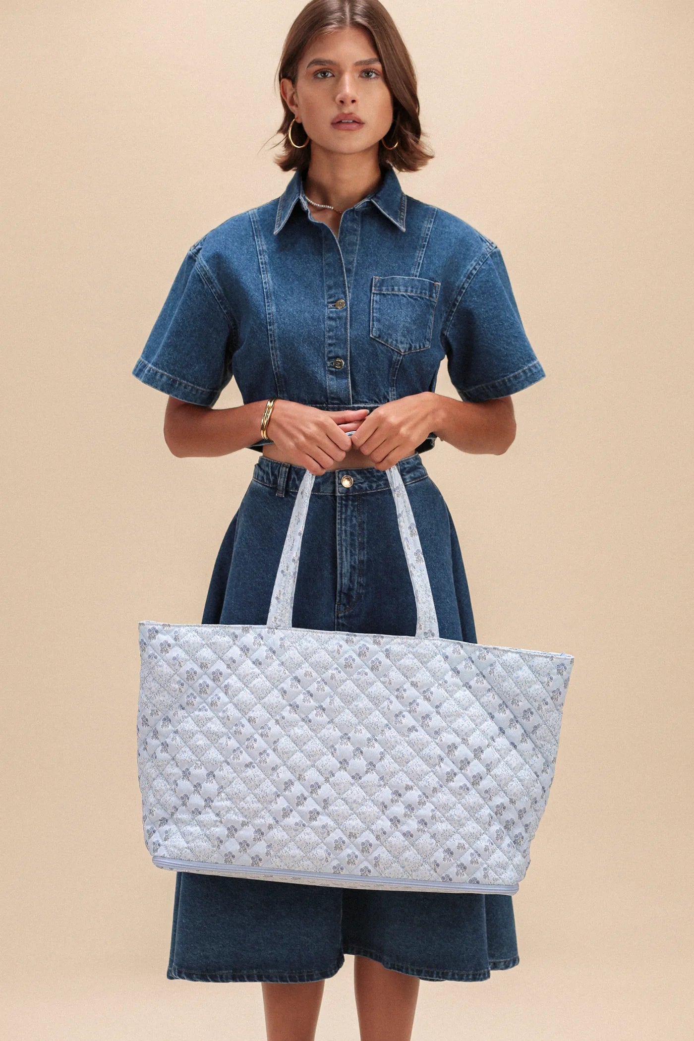 QUILTED EXPANDABLE TOTE