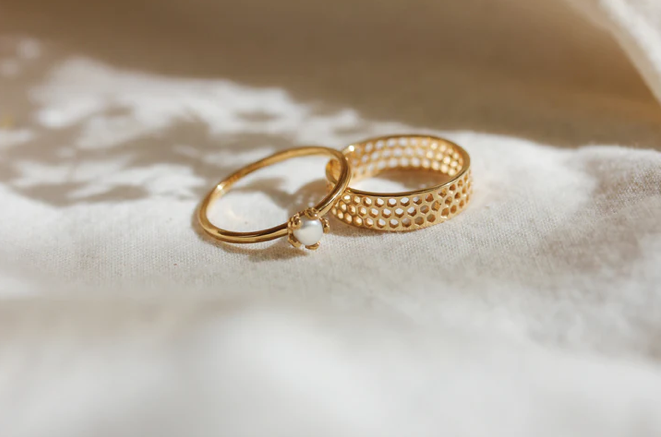HONEYCOMB RING